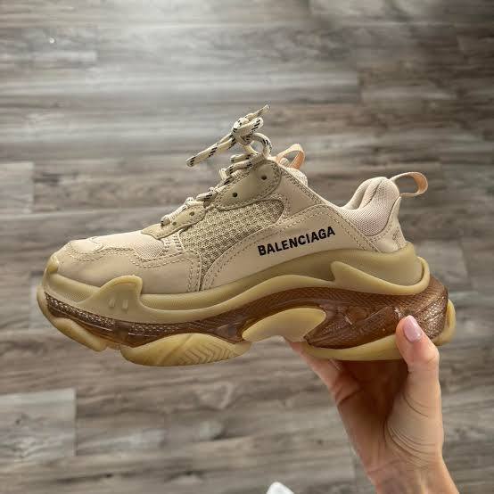 B.a.l.e.n.c.i.a.ga Triple S Beige - Image 8